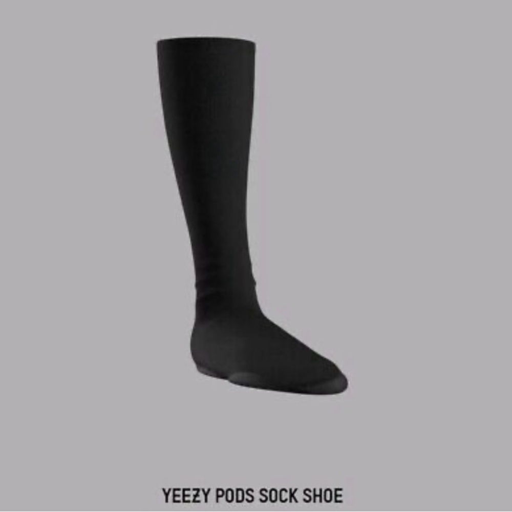 Yeezy Black Pods 2 Athletic Socks